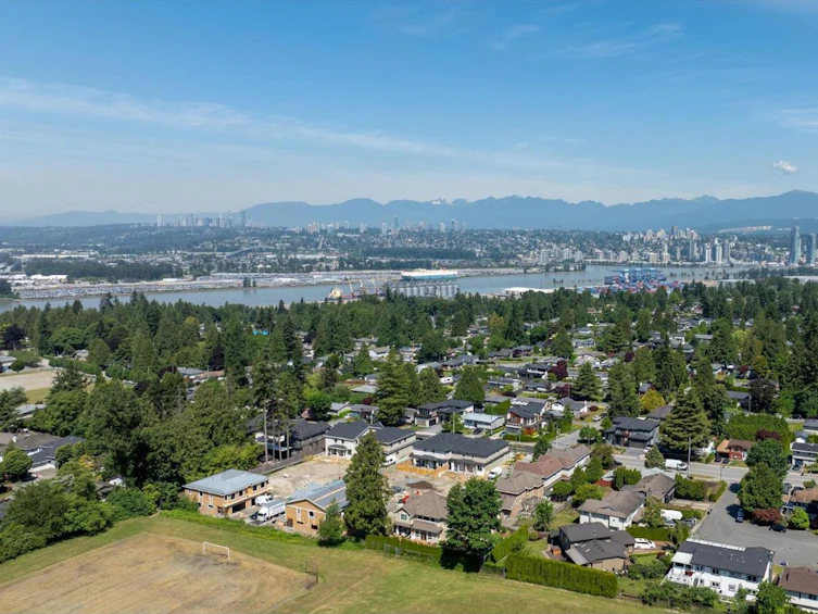 11478 92 Avenue, Delta, BC, V4C 3K7 - 34