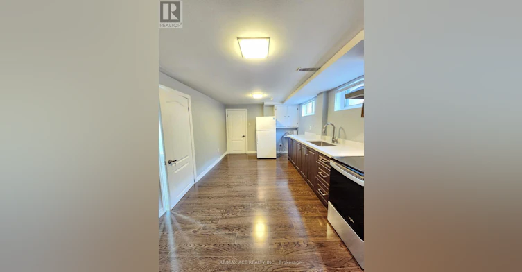 BSMT-6 Deane Park Drive W, Toronto, ON, M9B 2R4 - 7