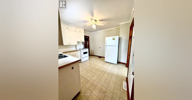 886D Grills Road, Quinte West, ON, K8N 4Z5 - 5