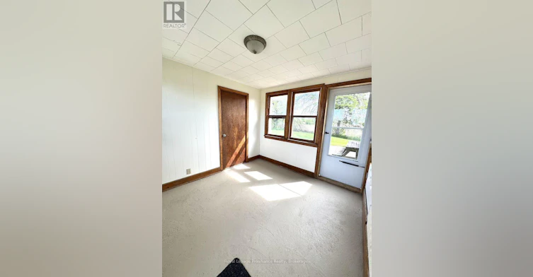 886D Grills Road, Quinte West, ON, K8N 4Z5 - 4
