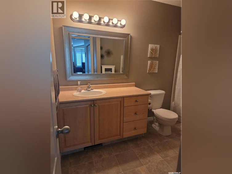 4144 Buckingham Drive E, Regina, SK, S4V 3A9 - 11