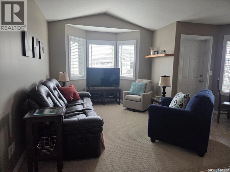 4144 Buckingham Drive E, Regina, SK, S4V 3A9 - 2