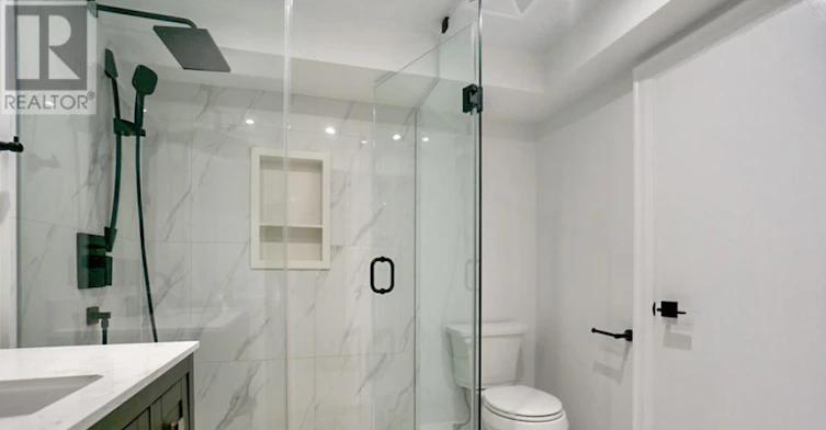 BASEMENT-62 Royal Garden Boulevard, Vaughan, ON, L4L 7C2 - 10