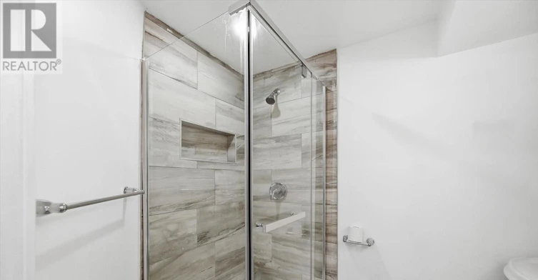 LOWER-6 Greening Court, Hamilton, ON, L9H 1G9 - 18