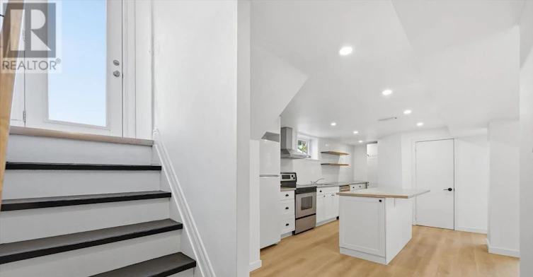 LOWER-6 Greening Court, Hamilton, ON, L9H 1G9 - 3