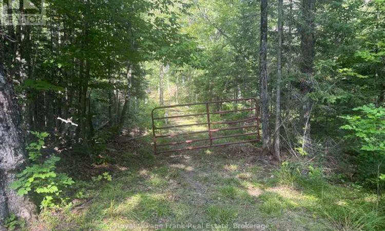 905-841 Mckenzie Lake Road NORTH