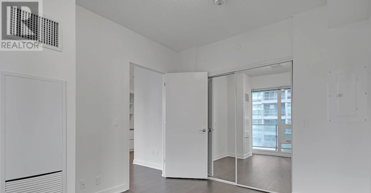 1106-2221 Yonge Street, Toronto, ON, M4S 2B4 - 17