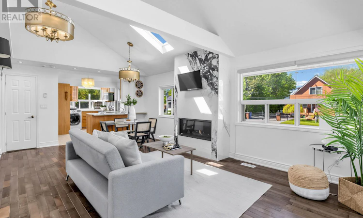 205 Beach Road