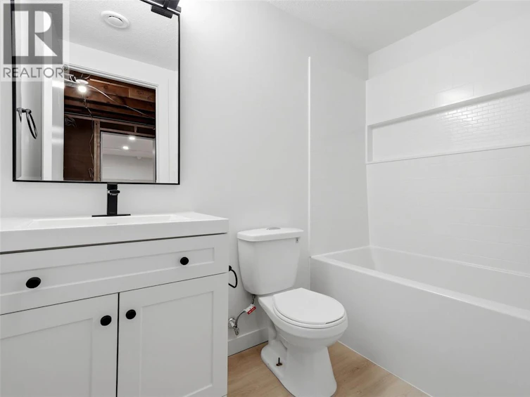 127 Mackenzie Way, Regina, SK, S4N 5M9 - 21