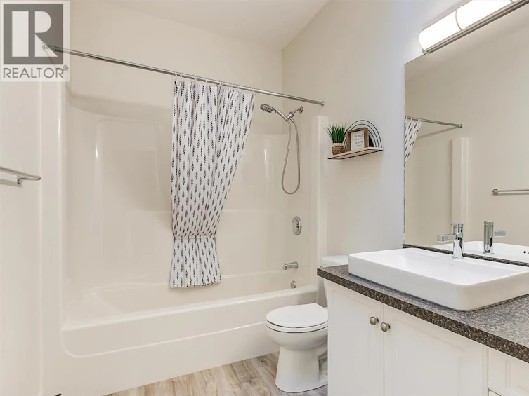 2083 Rosefield Drive, West Kelowna, BC, V1Z 3Y8 - 21