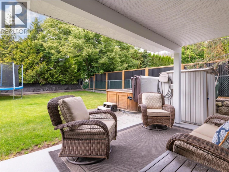 2083 Rosefield Drive, West Kelowna, BC, V1Z 3Y8 - 39