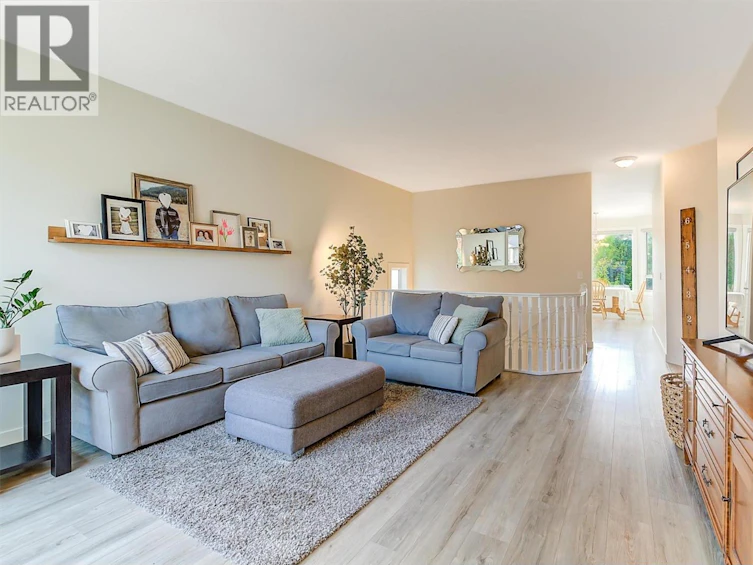 2083 Rosefield Drive, West Kelowna, BC, V1Z 3Y8 - 3