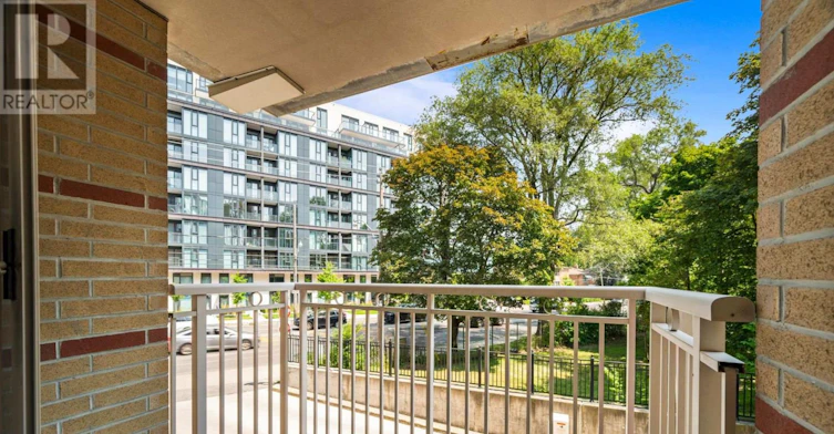 110-515 Rosewell Avenue, Toronto, ON, M4R 2J3 - 13