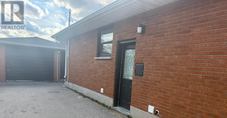 LOWER-215 Buckingham Street, London, ON, N5Z 3V6 - 4