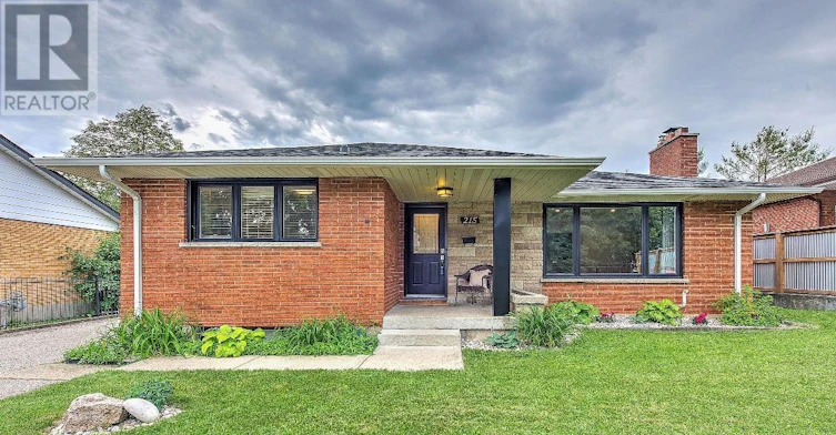 LOWER-215 Buckingham Street, London, ON, N5Z 3V6
