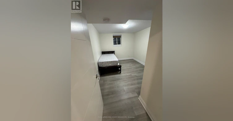 BSMT-2389 Morrison Avenue, Mississauga, ON, L5C 3C6 - 9