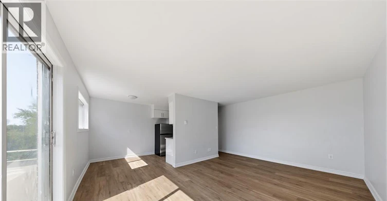 10-950 12, 22 Eastlawn 29 Avenue, Sarnia, ON, N7S 1X2 - 5