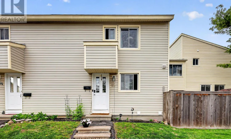 52 Thistledown Court