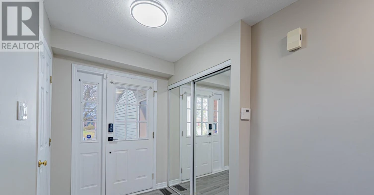 48 Blackdome Crescent, Ottawa, ON, K2T 1A9 - 3