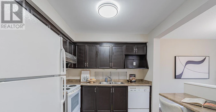 48 Blackdome Crescent, Ottawa, ON, K2T 1A9 - 6