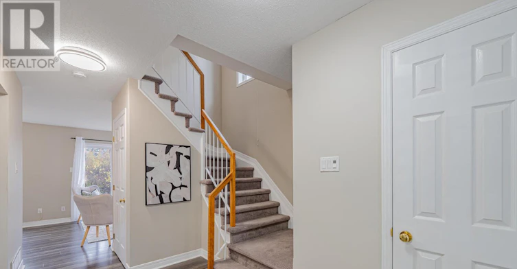 48 Blackdome Crescent, Ottawa, ON, K2T 1A9 - 4
