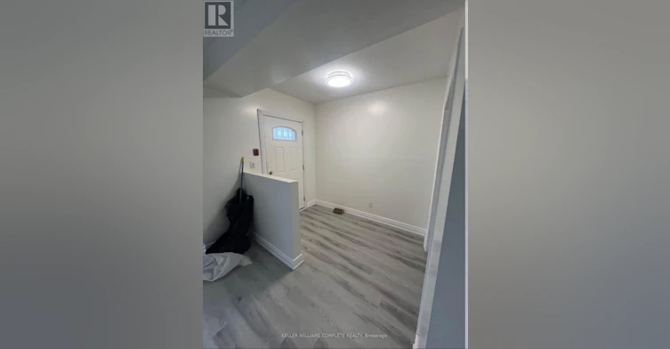 2-4687 First Avenue, Niagara Falls, ON, L2E 4G5 - 4