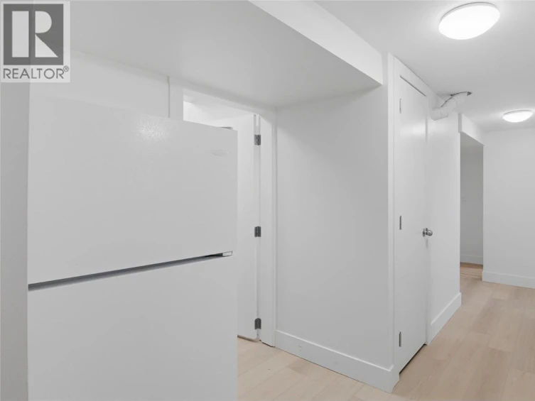 649 Brentwood Avenue, Kamloops, BC, V2B 1P4 - 42