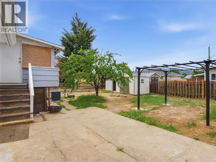 649 Brentwood Avenue, Kamloops, BC, V2B 1P4 - 8