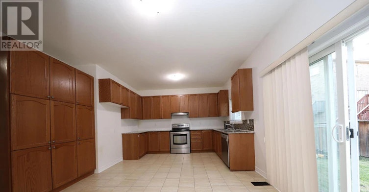 1524 Bruny Avenue, Pickering, ON, L1X 0C6 - 4