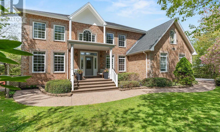 24 Glenmorren Court