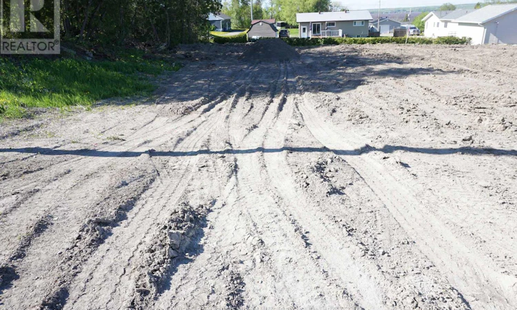 LOT-75 Albert Street