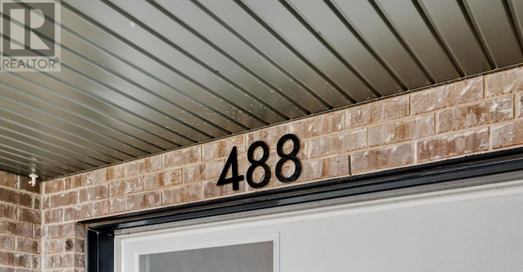 488 Bellflower Court, Milton, ON, L9E 1W4 - 8