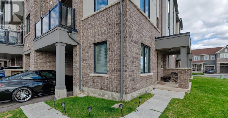 488 Bellflower Court, Milton, ON, L9E 1W4 - 6