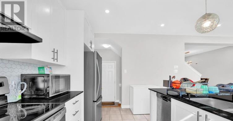 16 Focality Crescent, Manotick, ON, K1M 0N3 - 10