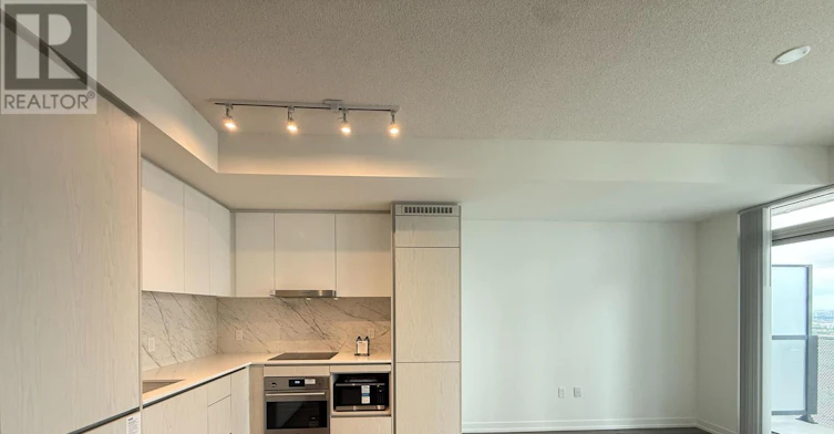 2603-28 Interchange Way, Vaughan, ON, M5V 3W2