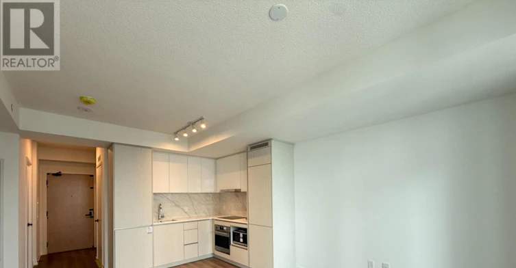 2603-28 Interchange Way, Vaughan, ON, M5V 3W2 - 3