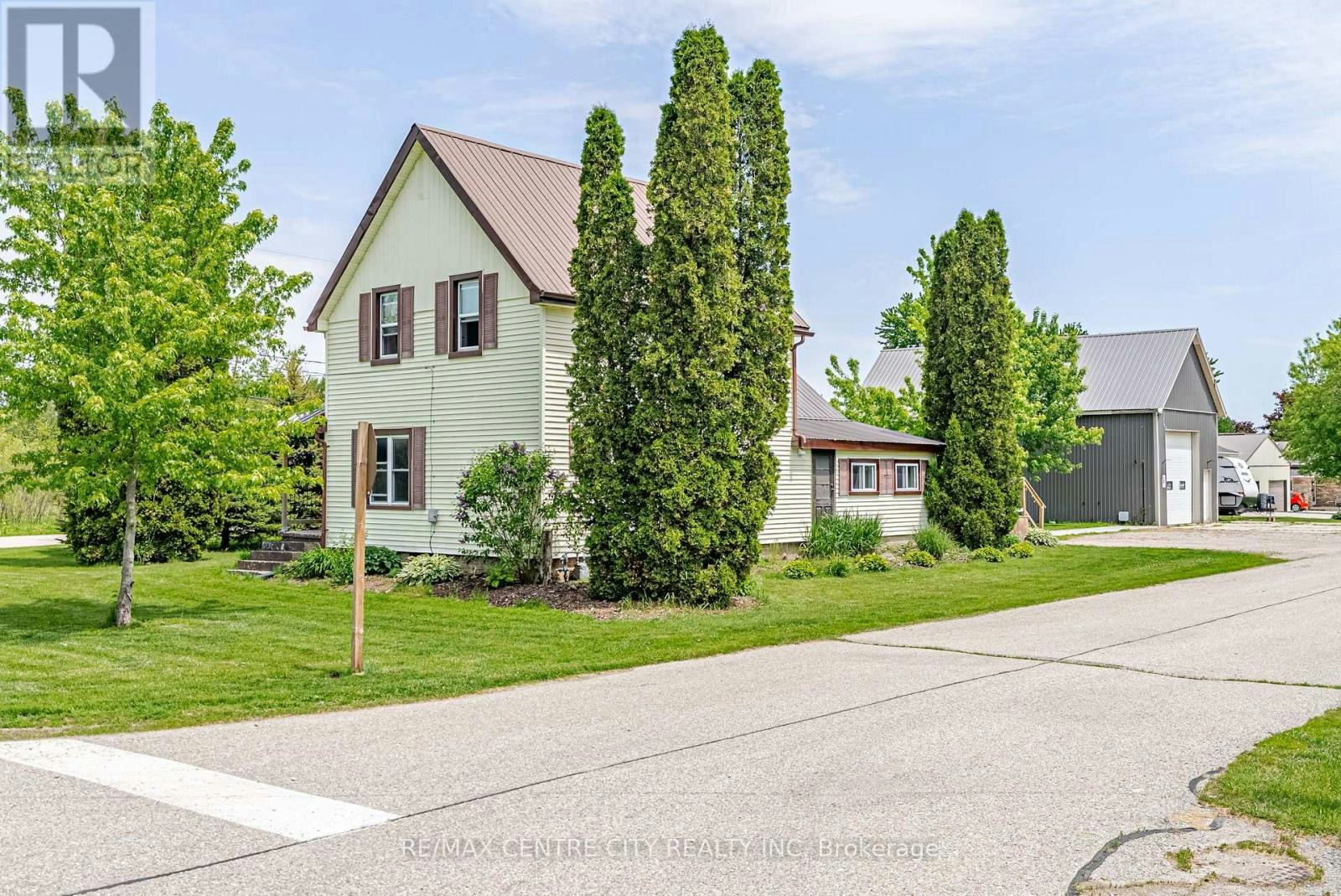 11812 Superior Street, Malahide, ON, N0L 2J0