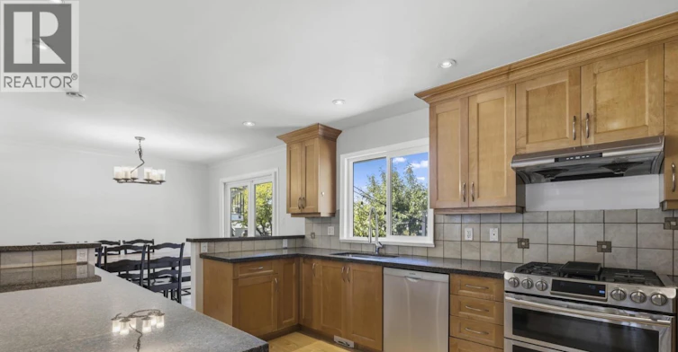 10851 Rosecroft Crescent, Richmond, BC, V6A 2J2 - 11