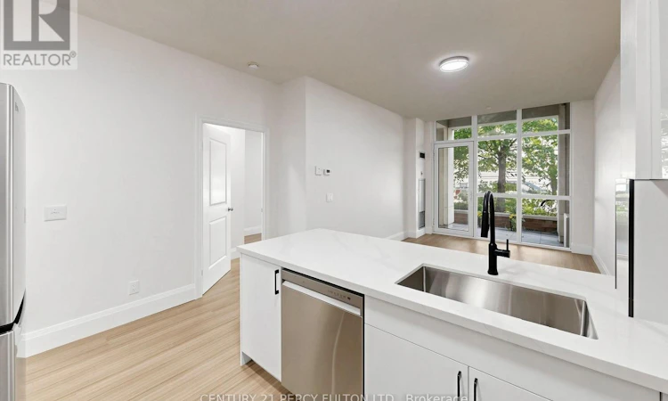 102-57 Upper Duke Crescent