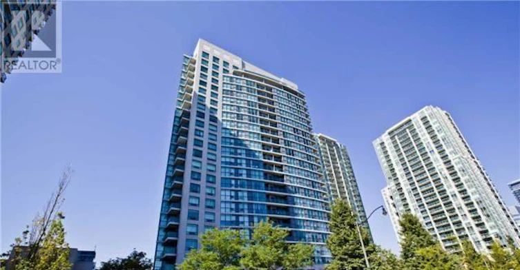911-28 Harrison Garden Boulevard, Toronto, ON, M2N 7B5 - 2