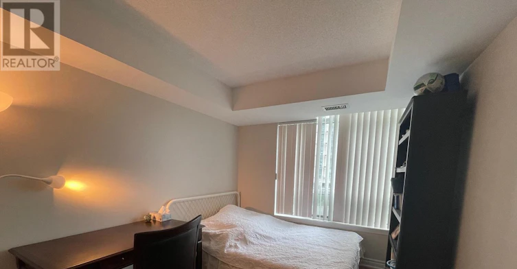 911-28 Harrison Garden Boulevard, Toronto, ON, M2N 7B5 - 12