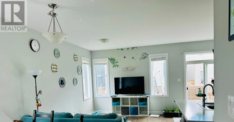 135 Teelin Circle, Manotick, ON, K2J 6V1 - 2