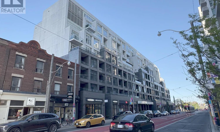 621-783 Bathurst Street