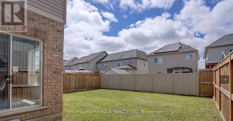 UPPER-95 William Fair Drive, Clarington, ON, L1C 0T5 - 2