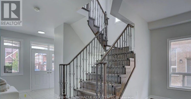 UPPER-95 William Fair Drive, Clarington, ON, L1C 0T5 - 4