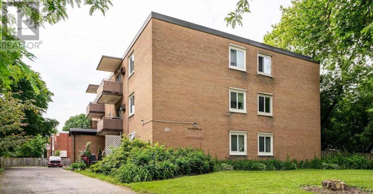 301-52 Hiawatha Street, St. Thomas, ON, N5P 2T4 - 2