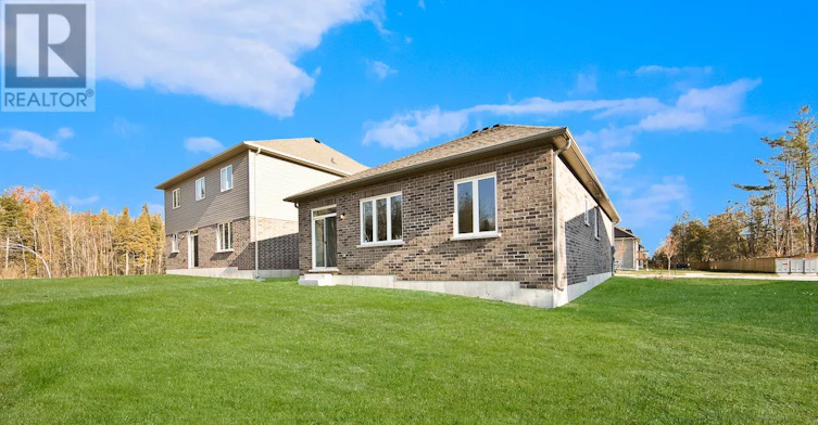 11 Spruceside Drive, Kawartha Lakes, ON, K0M 1A0 - 8