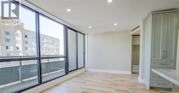 1607-111 Riverside Drive East, Windsor, ON, N9A 2S6 - 12