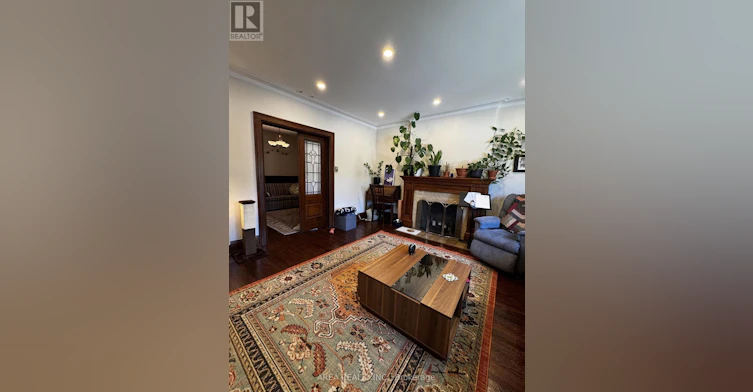 81 Humewood Drive, Toronto, ON, M6C 2W3 - 5