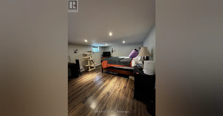 81 Humewood Drive, Toronto, ON, M6C 2W3 - 16